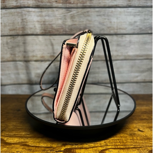 Kate Spade - Powder Pink Wristlet - Picture 3 of 8